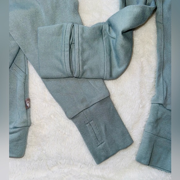 Goumi Set - Picture 3 of 4